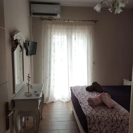 Pera Horio House * Apérathos